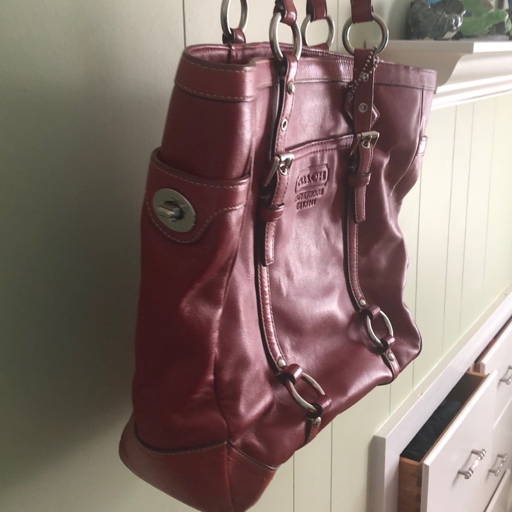 Red Coach tote - Picture 3 of 5